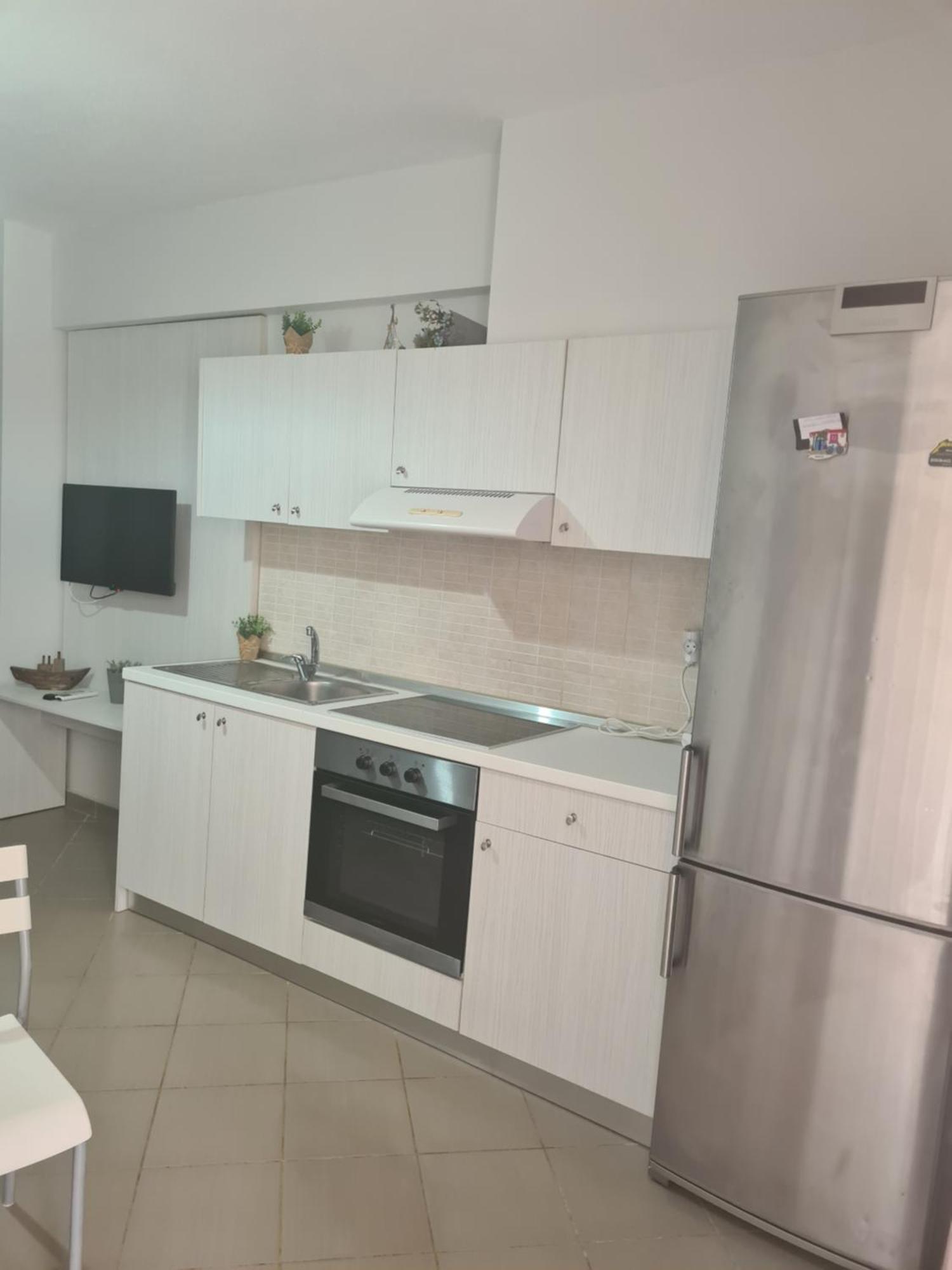 Makis Apartments Touzla Ofrínion Esterno foto